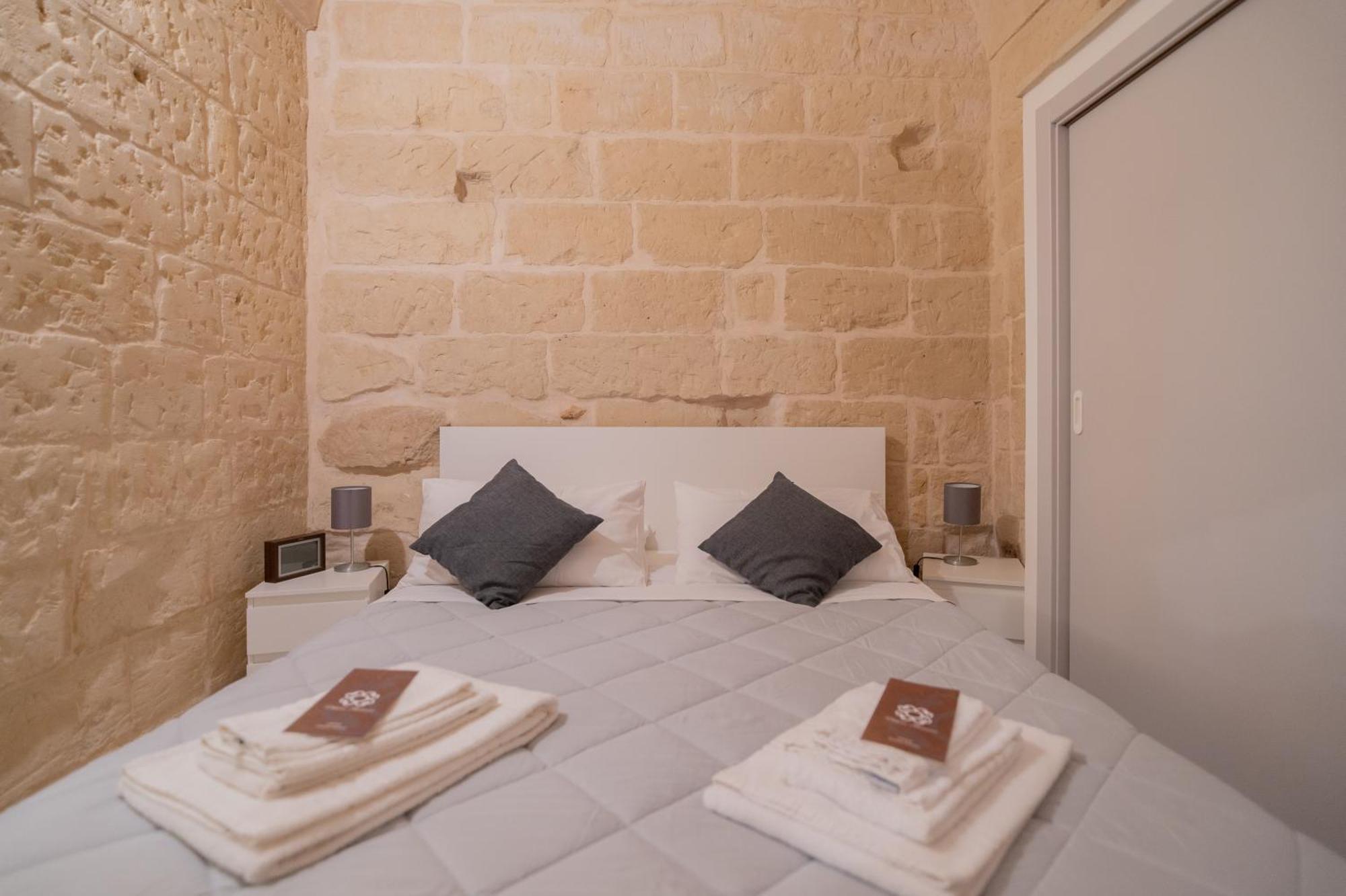Dimora Barocca Apartment Irene Lecce Eksteriør billede