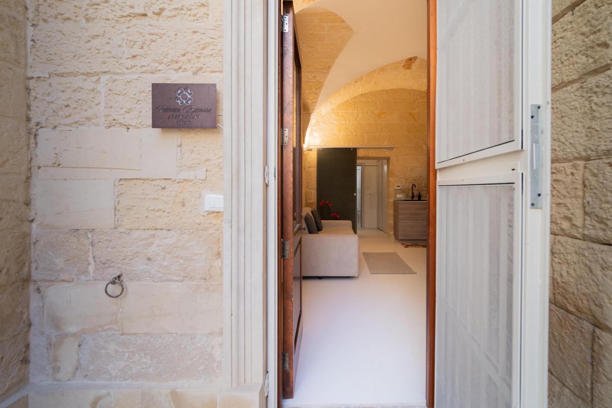 Dimora Barocca Apartment Irene Lecce Eksteriør billede